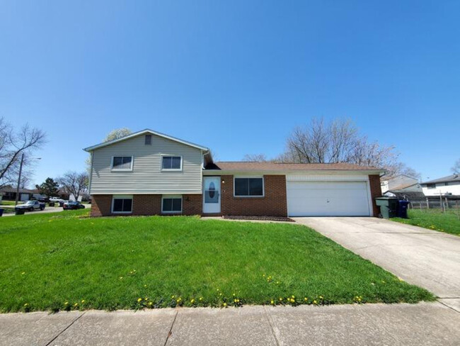 Building Photo - 3515 Meadow Valley St, Columbus, OH 43207