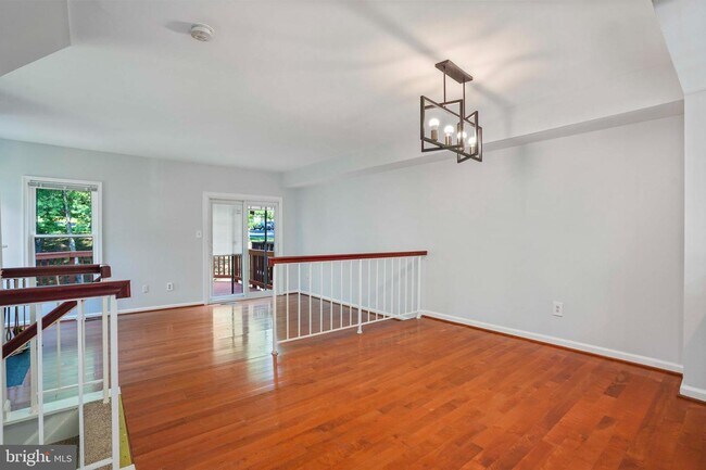 Foto del edificio - 8498 Laurel Oak Dr