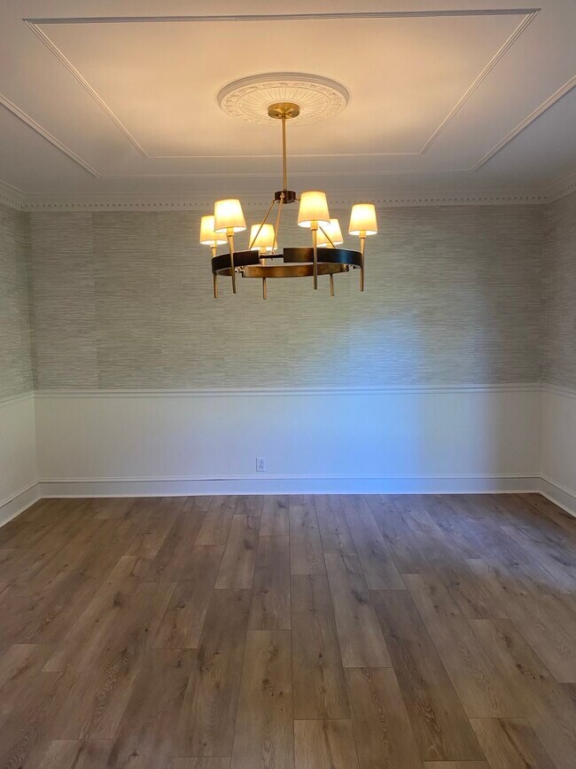 Building Photo - 6328 Laurelwood Dr