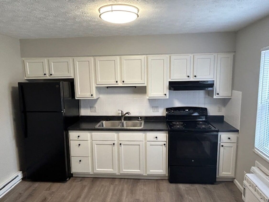 Primary Photo - Spacious 2-Bedroom Living in a Quiet Commu...