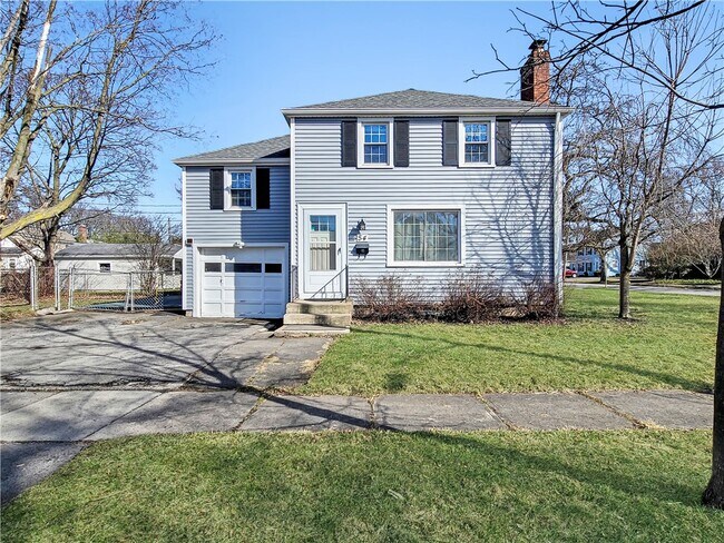 Building Photo - 54 Westmoreland Dr