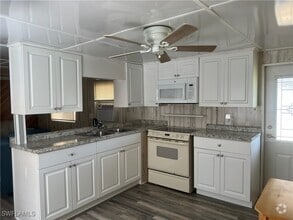 Building Photo - 27860 Leatherwood Cir