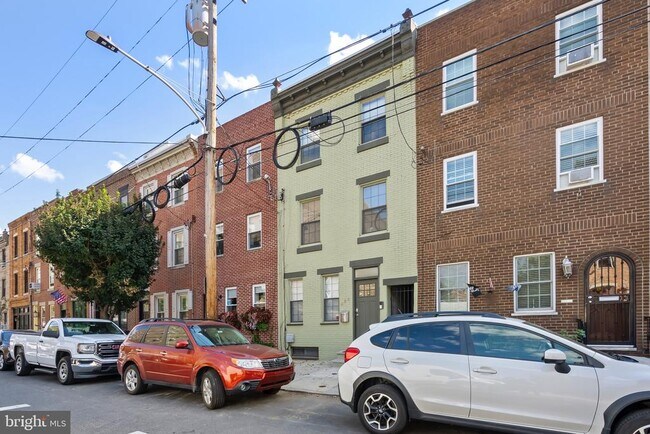 Building Photo - 626 Carpenter St