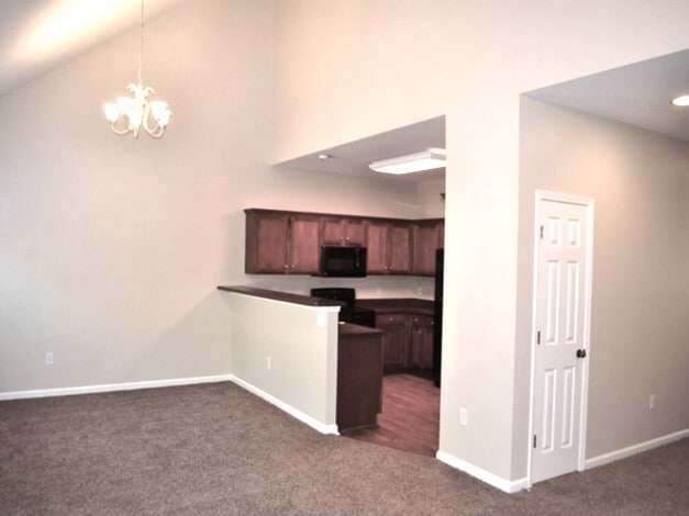 Foto del edificio - 25 Duxbury Dr