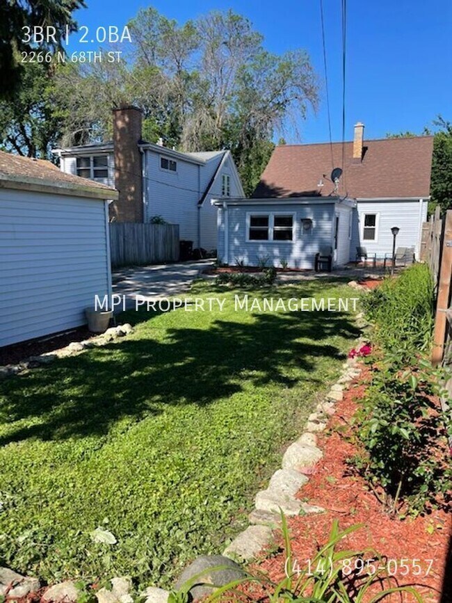 Foto del edificio - 2266 N 68th St