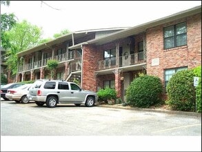 Building Photo - 2727 Highland Ave
