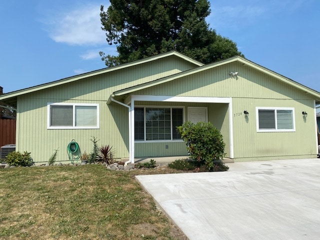 Building Photo - 3724 Tudor Way SE