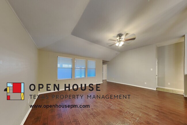 Foto del edificio - 2208 Eisenhower Dr, McKinney
