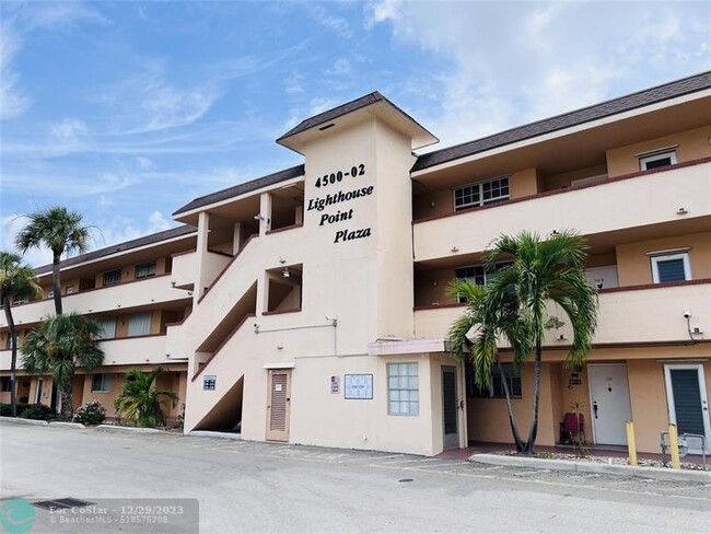Building Photo - 4500 N Federal Hwy