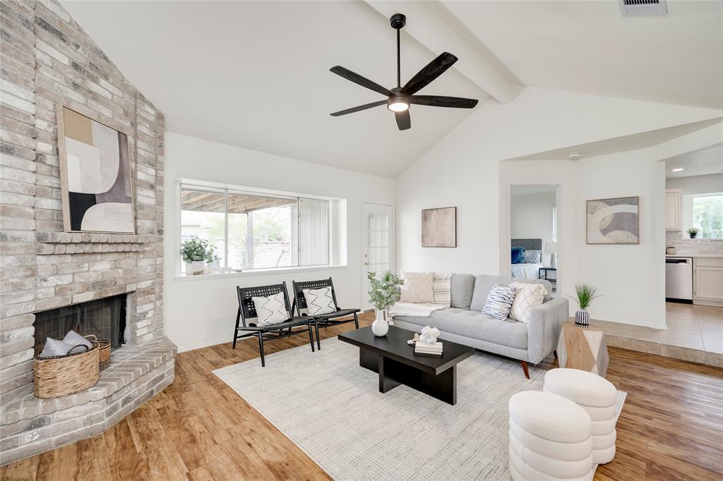 Foto principal - 16302 Bates Cove