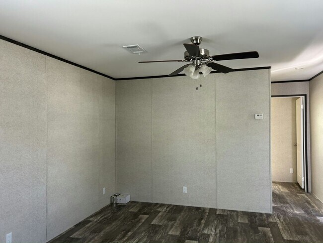 Foto del edificio - 8301 New York Ave