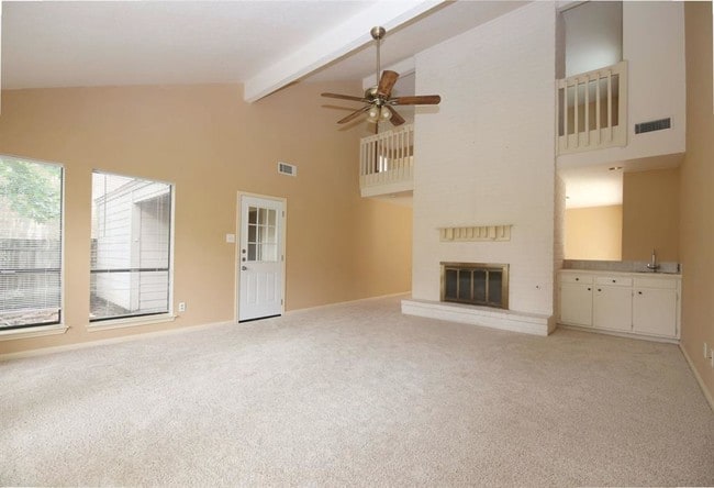 Building Photo - 6674 Radley Dr