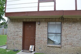 Building Photo - 3055 Olympia Dr