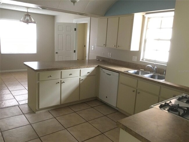 Foto del edificio - 210 SE 53rd Ct