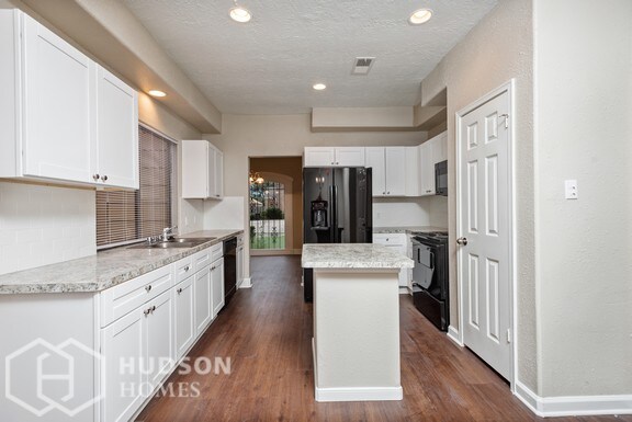 Foto del edificio - 12834 Ashford Chase Dr