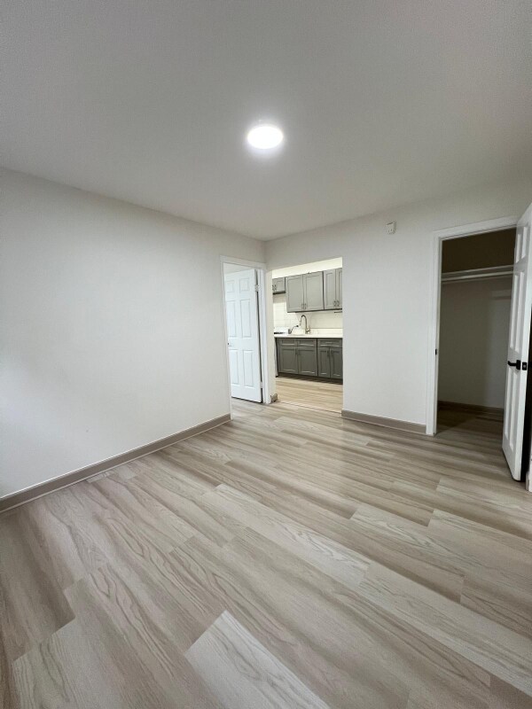 Foto del edificio - 60-57 59th Ave