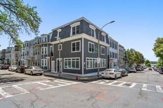 Building Photo - 168 H St