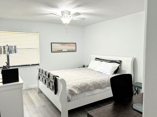 Foto del edificio - 28 Alcira Ct