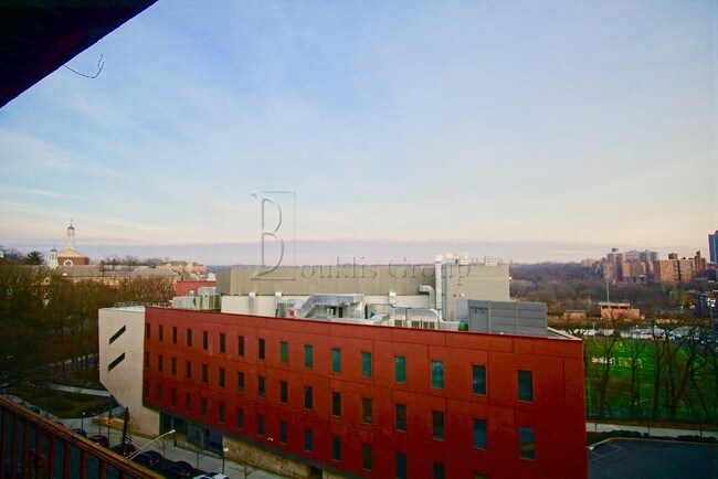 Building Photo - 11 Dash Pl