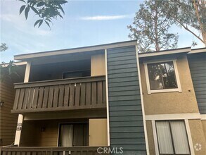 Building Photo - 3535 Banbury Dr