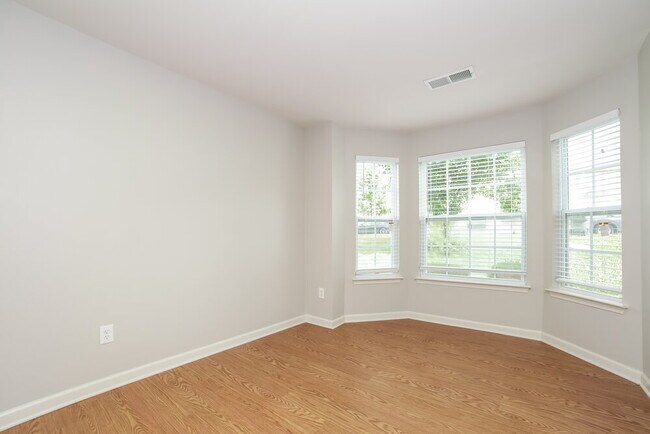 Foto del edificio - 3112 Berthas Overlook