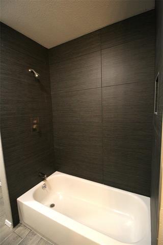 Foto del edificio - 1222 Weathered St