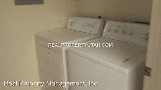 Building Photo - 1305 N Monroe Blvd