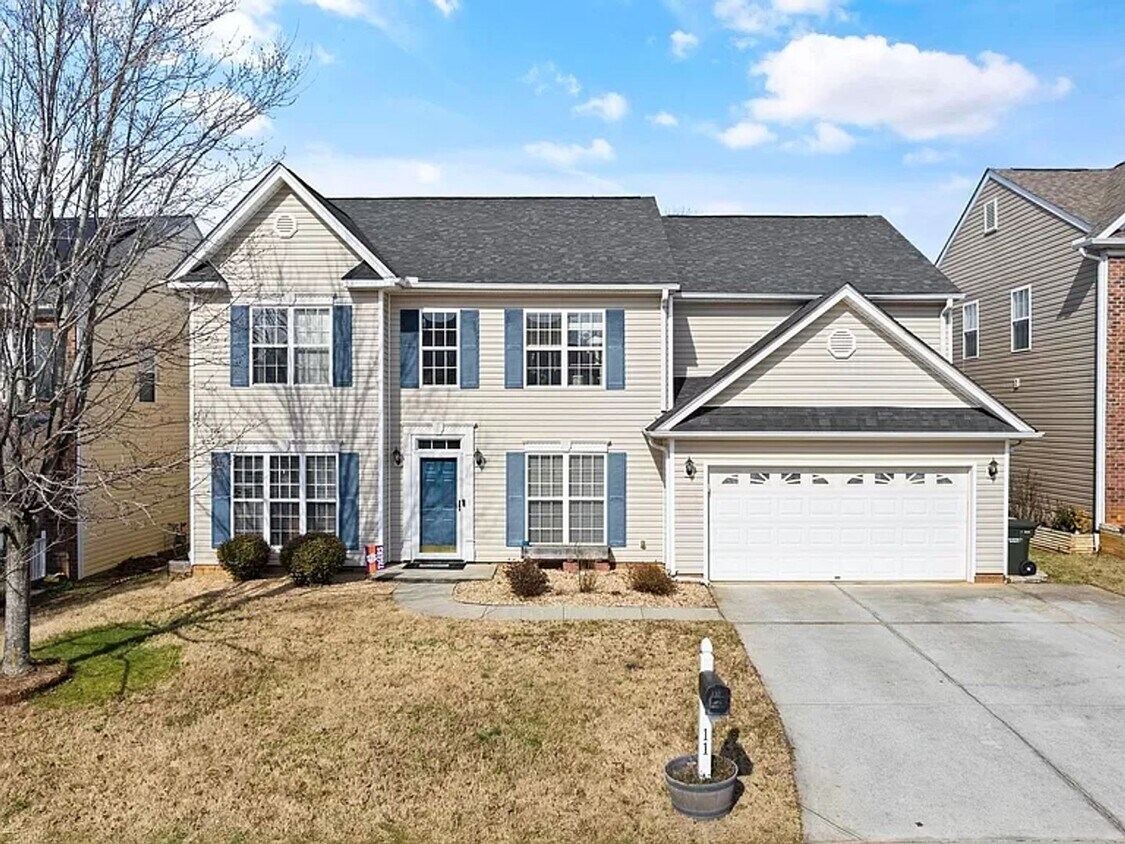 Primary Photo - 5 Bed, 3 Bath Home Available in Greer
