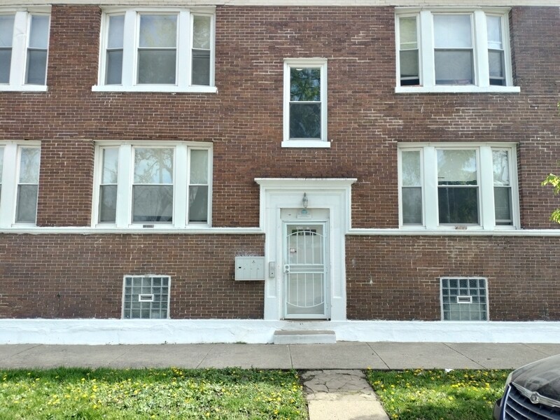 Foto principal - 1413 W 66th St