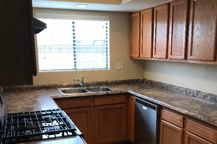 Kitchen - 21901 Belshire Ave