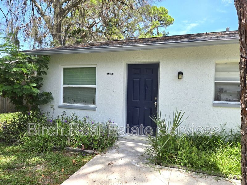 Foto principal - 5346 Cotee River Dr
