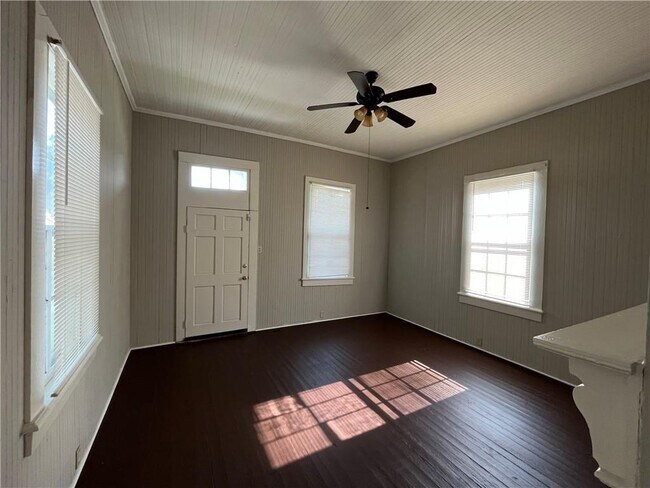 Foto del edificio - 1003 Texas St