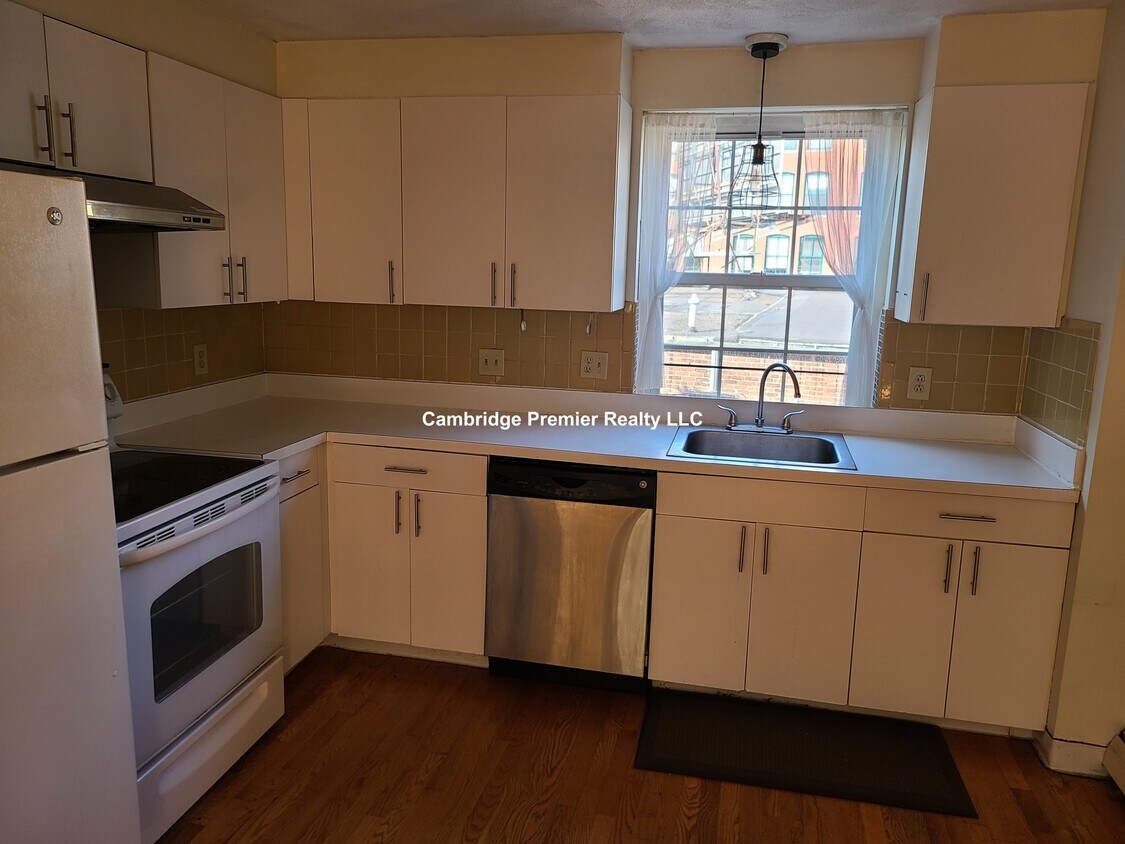 Foto principal - 5 Walden St