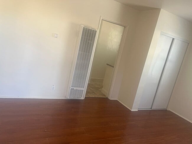 Foto del edificio - 20534 Hartland-1.5