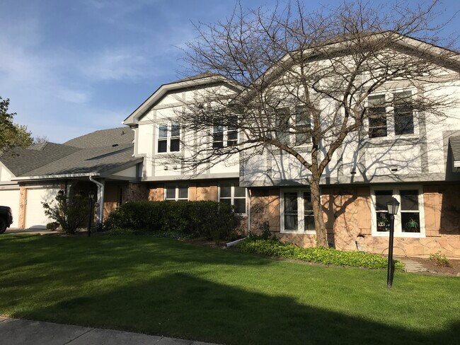 221 Coventry Circle, Vernon Hills - 221 Coventry Cir