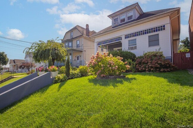 Foto del edificio - 31 Gurnee Ave