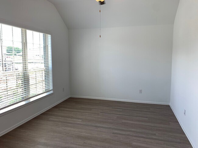 Foto del edificio - 3707 Gentle Meadow Dr