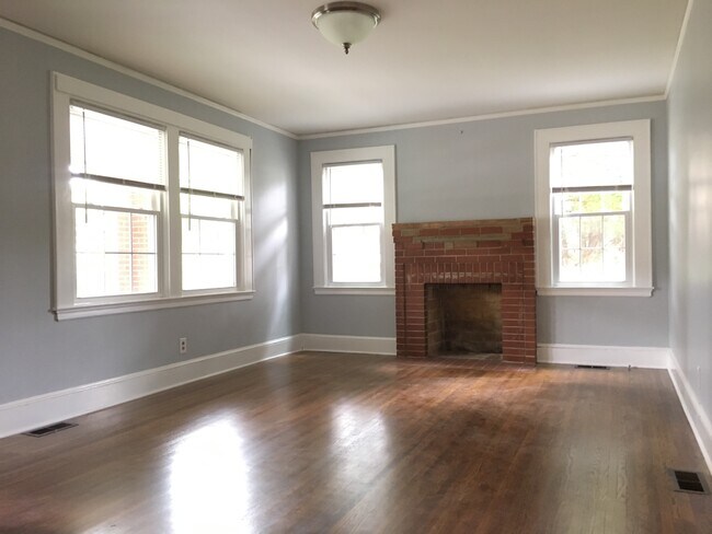 Wood Burning Fireplace in Living Room - 2215 Estelle St
