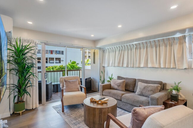 Building Photo - 2464 Prince Edward St