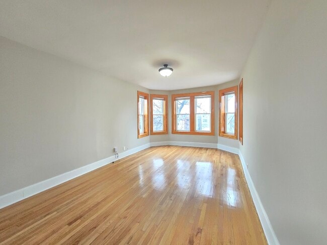 Building Photo - 3507 W Belden Ave