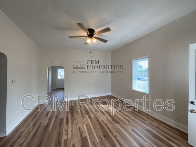 Building Photo - 1530 S Union St