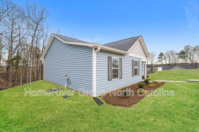 Foto del edificio - 2814 Carrollwood Dr