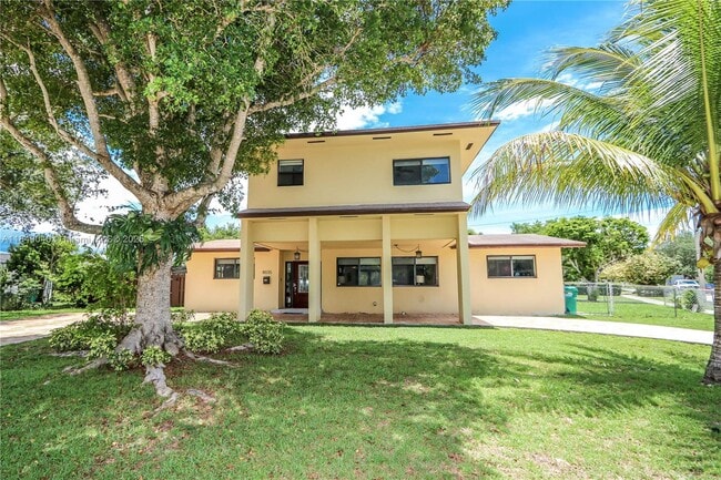 Building Photo - 8035 SW 102nd Ave