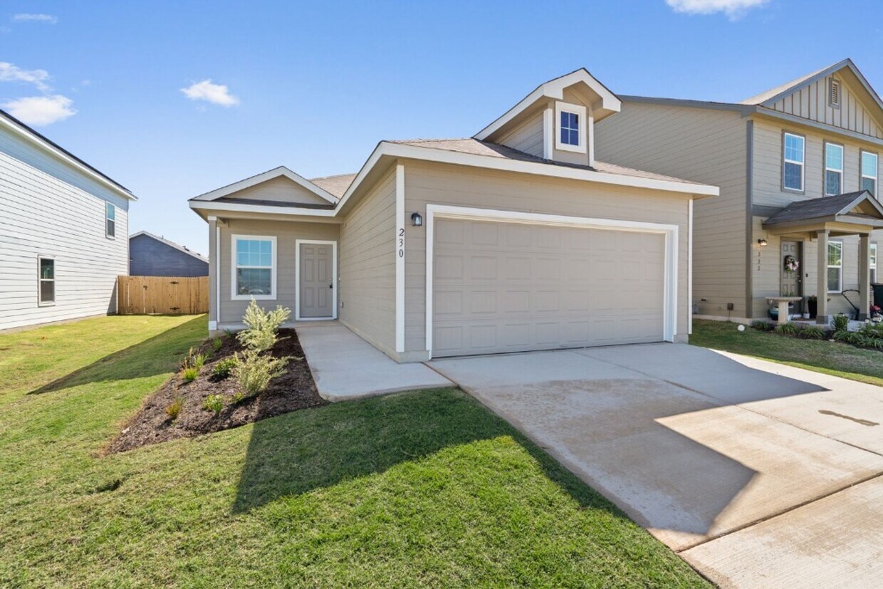 MoveIn Ready 3 Bedroom 2 Bathroom Home in... House Rental in Maxwell