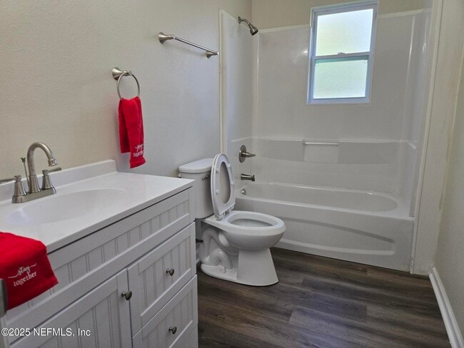 Building Photo - 5738 Moncrief Rd