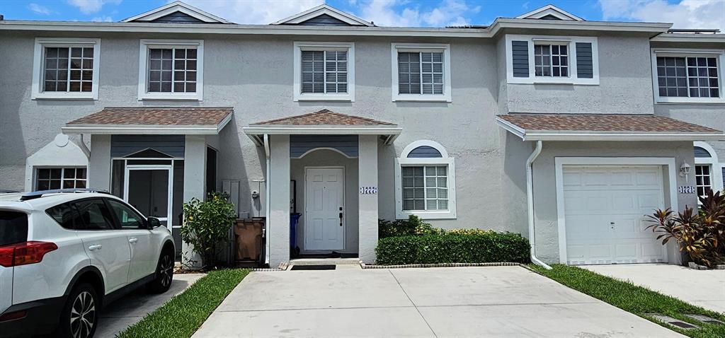 Foto principal - 4777 SW 13th Pl