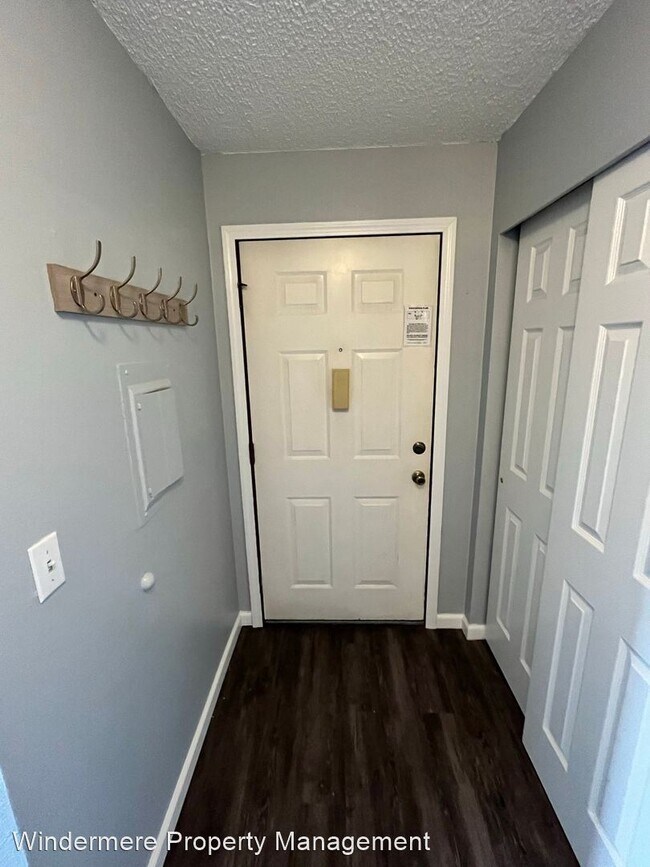 Building Photo - 2 br, 1 bath House - 103 Rockwell Ave., Un...