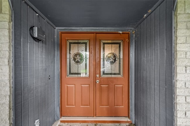 Building Photo - 12835 Woodlite Ln