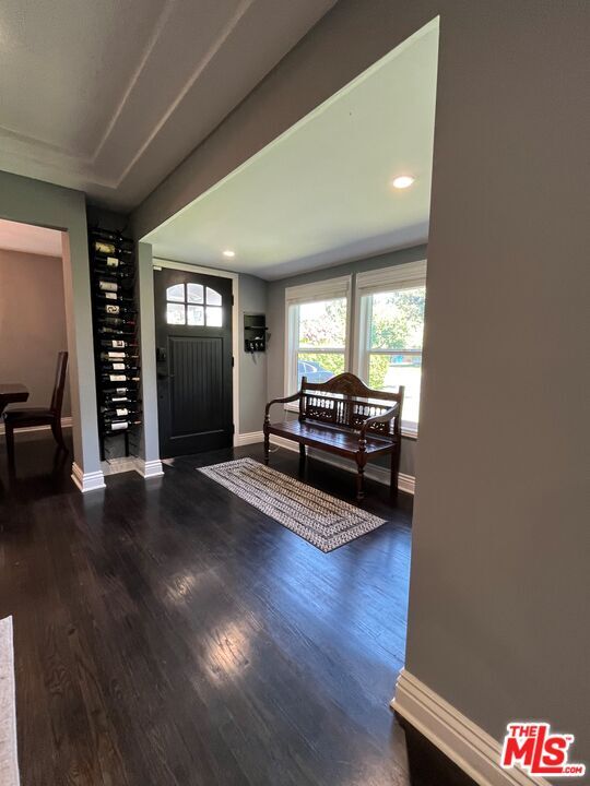 Building Photo - 5507 Carpenter Ave