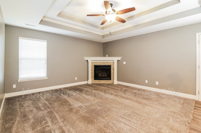 Foto del edificio - 302 E Olive St